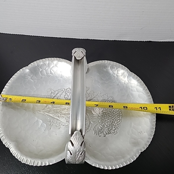 Vintage Trade Continental Mark Hand Hammered Aluminum Handled Floral Bowl Dish - Picture 10 of 10